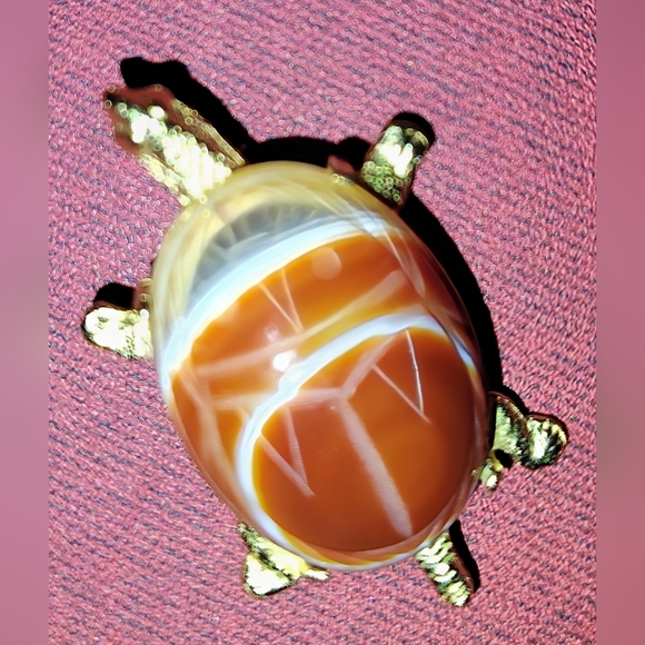 VINTAGE AGATE TURTLE BROOCH - Picture 3 of 8